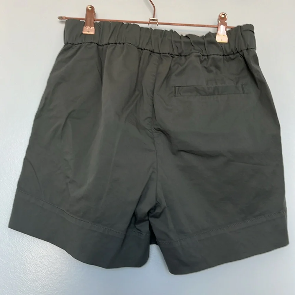 Everlane Easy Short - Picture 4 of 8